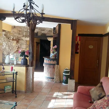 Estela De Barros بيت ريفي Corrales De Buelna