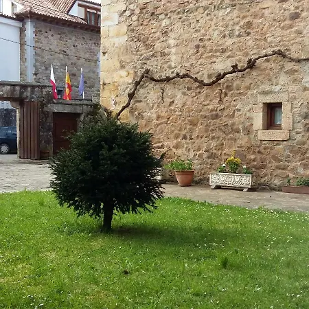 Estela De Barros 3* Corrales De Buelna